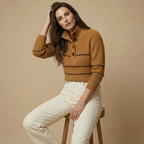 Maritim inspiriert: Gestreifter Button-Pullover für mühelose Everyday-Looks